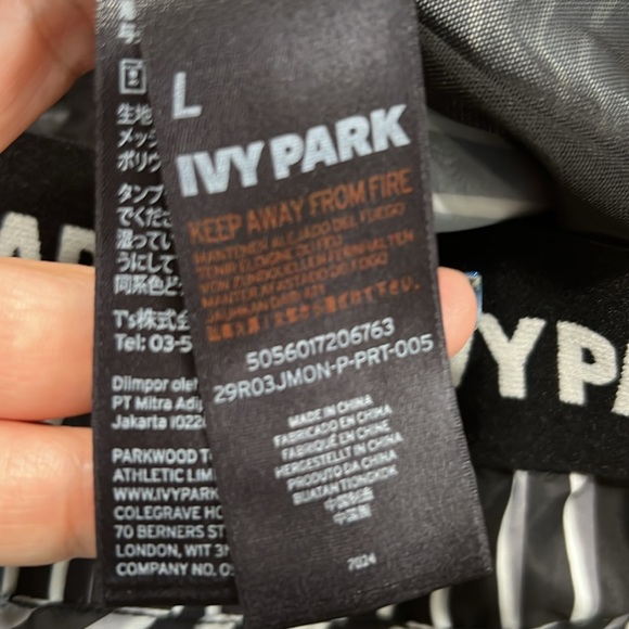 Ivy Park Athletic Running Shorts Size Large - Picture 6 of 7